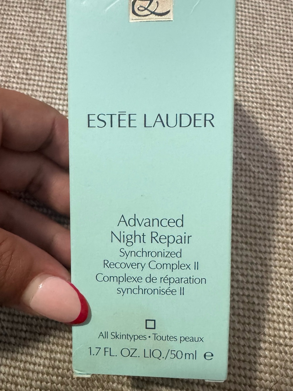 Estee Lauder Advanced Night Repair Serum
Synchronized Multi-Recovery Complex - Picture 2 of 3